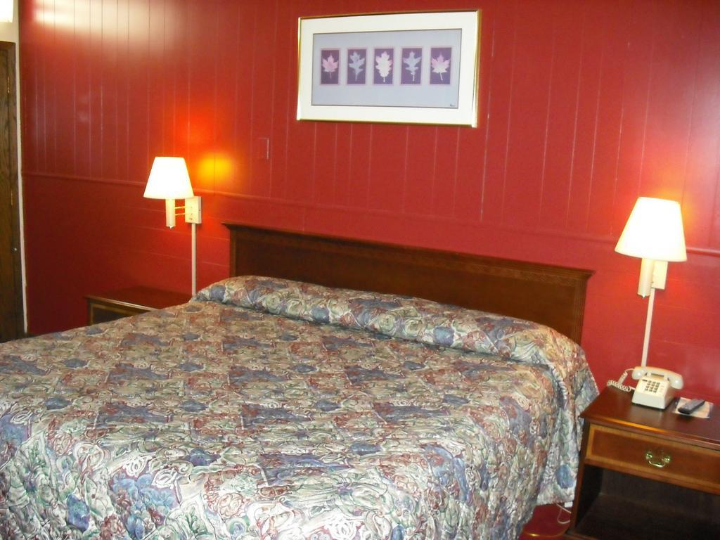 Regency Inn هدسون المظهر الخارجي الصورة